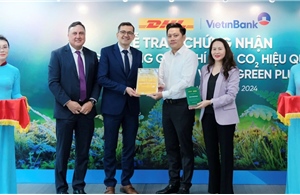 DHL Express hỗ trợ VietinBank giảm phát thải khí nhà kính thông qua dịch vụ GoGreen Plus