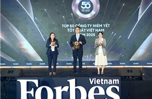FPT Retail được vinh danh &#39;Top 50 công ty niêm yết tốt nhất Việt Nam&#39; của Forbes