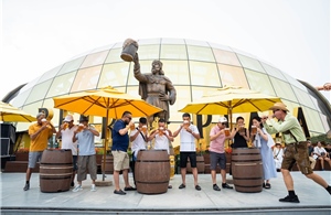 Đà Nẵng: Du khách say mê với Lễ hội Bia B’estival từ sáng đến đêm trên đỉnh Bà Nà