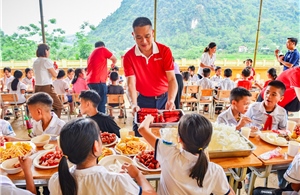 Một thập kỷ yêu thương khởi nguồn từ trái tim