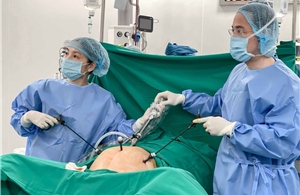 Vinmec Cần Thơ phẫu thuật nội soi thành công khối u tử cung lớn phức tạp