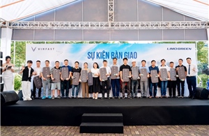 250 chiếc VinFast Limo Green đồng loạt bàn giao khắp 3 miền