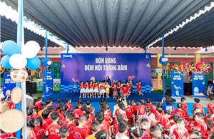 Vinamilk thắp sáng mùa trăng, gửi trọn yêu thương đến trẻ em Việt