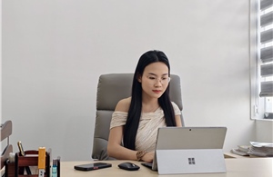 Phụ nữ hạnh phúc khi được sống là chính mình