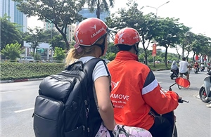 Hàng ngàn chuyến di chuyển miễn phí dịp Tết cho sinh viên 