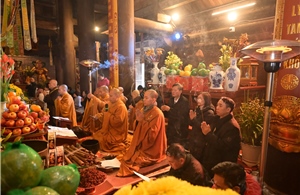 Sa Pa: Hàng nghìn du khách hào hứng 'Mở cổng trời', trẩy hội Bản Mây tại Fansipan