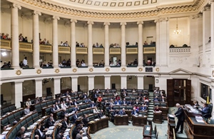 Bỉ bắt đầu tìm kiếm liên minh cầm quyền mới