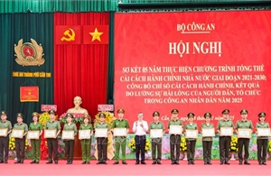 Gần 96,4% người dân hài lòng về giải quyết thủ tục hành chính của lực lượng Công an