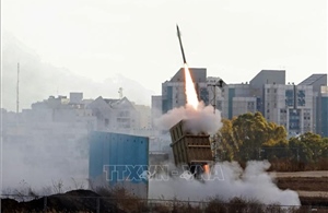 Israel đẩy nhanh sản xuất tên lửa Arrow 3