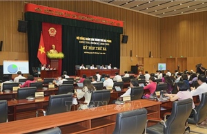 Nhìn thẳng vào tồn tại để tạo đà phát triển