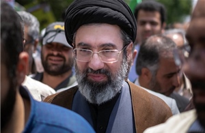 Iran chọn con trai ông Khamenei làm Lãnh tụ Tối cao mới sau khi cha bị sát hại