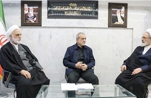 Al Jazeera: Thành viên Hội đồng Lãnh đạo lâm thời Iran bác bỏ lời xin lỗi các nước láng giềng của Tổng thống Pezeshkian 