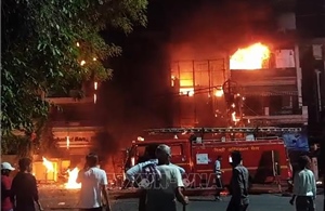 Bắt giữ chủ bệnh viện nhi sau vụ cháy làm 6 trẻ tử vong ở Ấn Độ