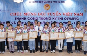 Học sinh Hà Nội xếp thứ 2 toàn đoàn tại Olympic Toán và Khoa học quốc tế