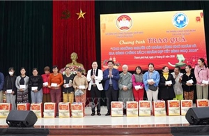 Kịp thời hỗ trợ người dân bị ảnh hưởng mưa lũ có Tết đong đầy