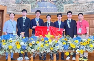 Kỳ thi Olympic Vật lý châu Âu 2026: Cả 5 học sinh Việt Nam đều giành huy chương