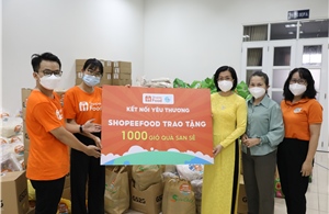 Ấm lòng 1.000 giỏ quà san sẻ tiếp sức phụ nữ, trẻ em nhân ngày 20.10