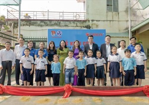 Orion Vina chung tay cải thiện môi trường nhà vệ sinh trường học