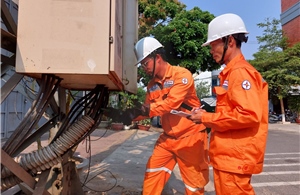 PC Kon Tum đảm bảo cấp điện mùa nắng nóng cho khách hàng