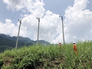 Sơn La khắc phục sự cố điện do thời tiết cực đoan
