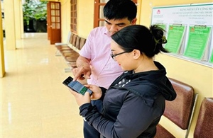 Huyện miền núi khó khăn triển khai ngân hàng điện tử cho đối tượng chính sách