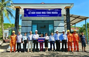Công ty Điện lực Phú Yên hoàn thành chương trình xây Nhà tình nghĩa năm 2024