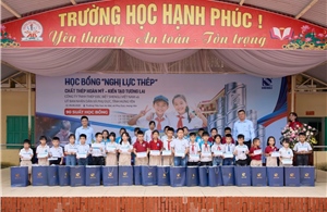 Học bổng &#39;Nghị lực Thép&#39;: Điểm tựa cho những ước mơ vượt khó