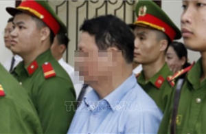 Cựu Bí thư Tỉnh ủy Lào Cai Nguyễn Văn Vịnh bị tuyên phạt 5 năm 6 tháng tù
