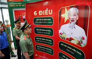 Khai mạc triển lãm và phát động phong trào tuổi trẻ Công an TP Hồ Chí Minh tiên phong chuyển đổi số