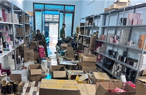 TP Hồ Chí Minh: Triệt phá đường dây buôn bán mỹ phẩm giả quy mô lớn trên mạng