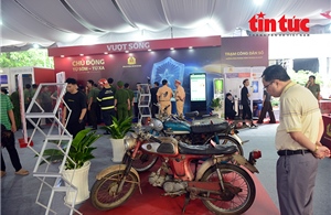 Tái hiện 80 năm An ninh nhân dân qua hình ảnh, hiện vật và công nghệ số