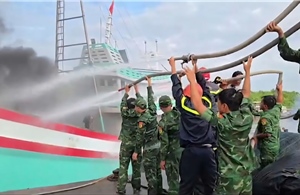 Khống chế kịp thời vụ cháy tàu cung ứng hàng hóa cho ngư dân tại Cần Giờ