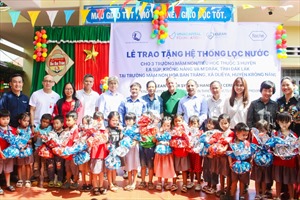 Roche Việt Nam và VinaCapital Foundation chung tay mang nước sạch đến với trẻ em nghèo