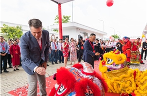 Avery Dennison bắt tay Shenzhou Group khánh thành nhà máy dệt may mới tại Việt Nam