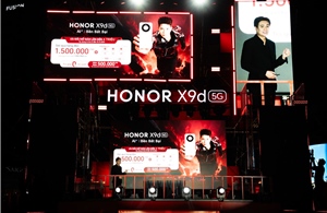 HONOR X9d ra mắt hoành tráng tại phố đi bộ Nguyễn Huệ