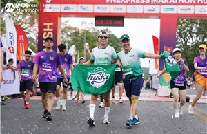 Trên 8.000 người tham gia VnExpress Marathon Huế 2026