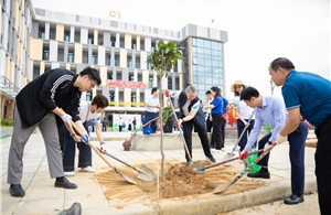 Metlife Foundation hỗ trợ hai tổ chức phi lợi nhuận tại Việt Nam 150.000 USD 