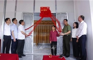 Bộ Công an trao nhà ở cho hộ nghèo tại Hà Tĩnh