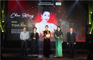 Tiến sĩ - NTK Quỳnh Paris dự Gala ‘Nghệ sĩ có trái tim nhân ái vì cộng đồng’