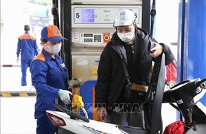 Sẽ tiếp tục sử dụng Quỹ bình ổn giá xăng dầu để kiềm chế đà tăng giá