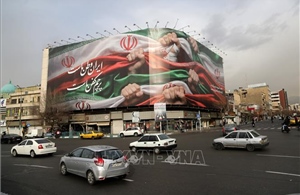 Nước cờ của Iran khi mở cửa thị trường chứng khoán sau 80 ngày đóng băng