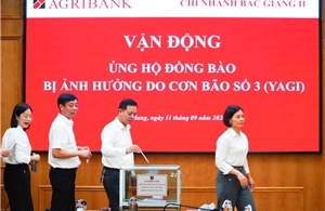 Cán bộ, người lao động Agribank ủng hộ 1 ngày lương khắc phục hậu quả bão số 3