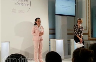 Nữ tiến sĩ Việt nhận giải &#39;Nhà khoa học trẻ tài năng thế giới&#39;