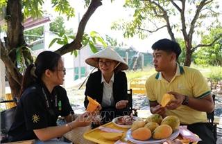 Làm du lịch cộng đồng từ sản vật quê hương