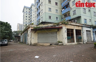 Nhiều ki ốt bị bỏ hoang gây lãng phí và mất mỹ quan