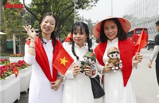 Người dân hân hoan chào đón đại lễ kỷ niệm 80 năm Quốc khánh 