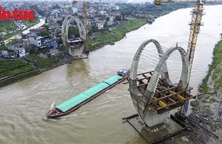 Cầu mới vượt sông Đuống có thiết kế độc đáo dần thành hình