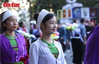 Sắc Mường rực rỡ giữa lòng Thủ đô