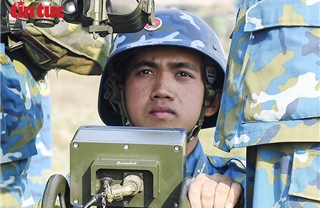 Giữ vững thế trận phòng không nhiều tầng bảo vệ Đại hội XIV của Đảng