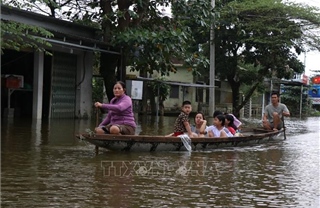 Huế: Phố vẫn hóa sông